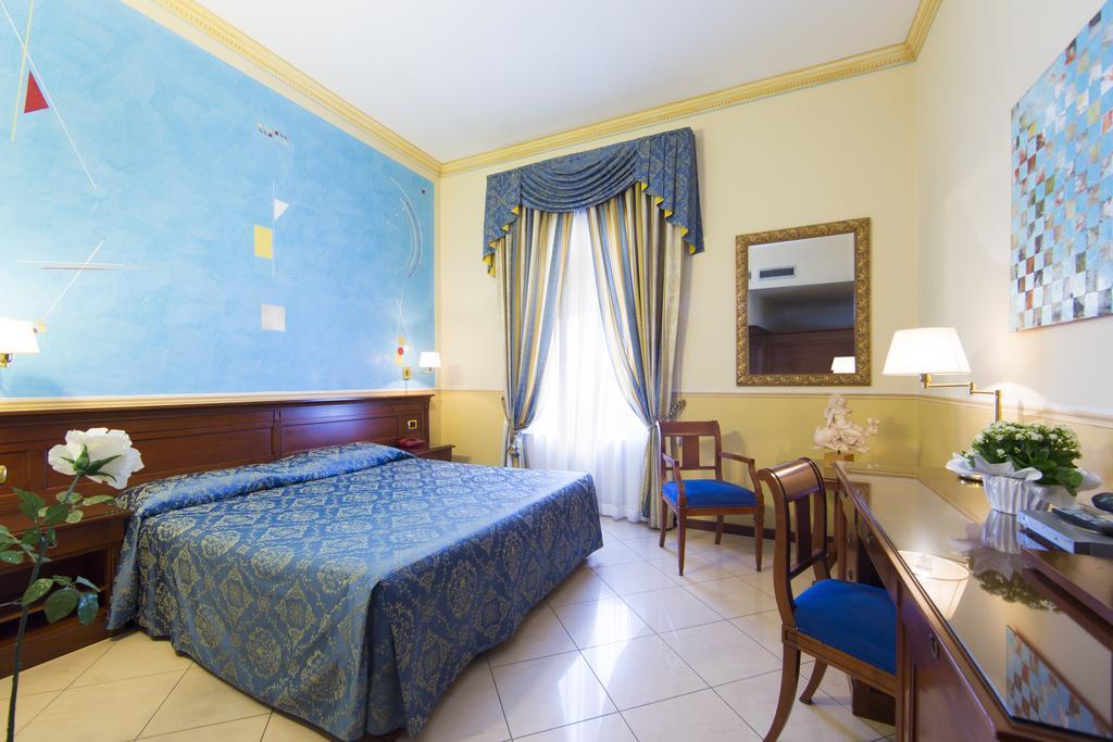 Hotel Londra Alessandria Szoba fotó